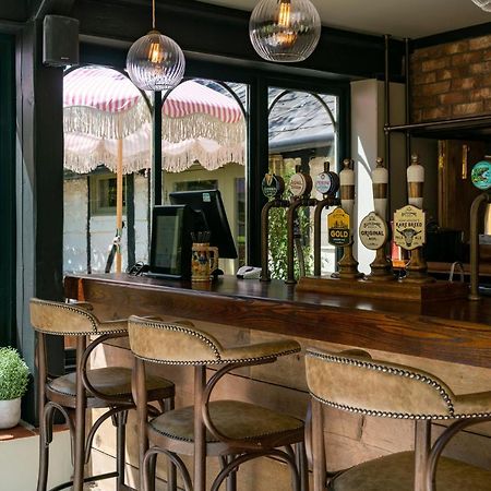 High Corner Inn Godshill  Екстер'єр фото