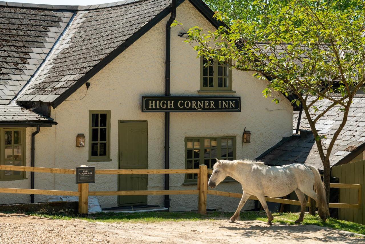 High Corner Inn Godshill  Екстер'єр фото