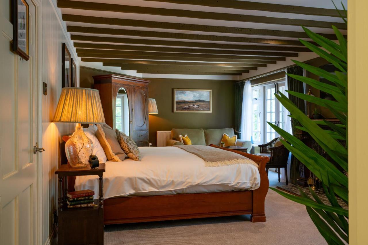 High Corner Inn Godshill  Екстер'єр фото