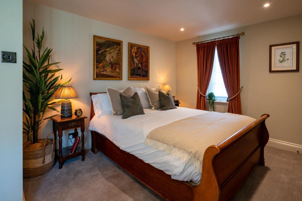 High Corner Inn Godshill  Екстер'єр фото