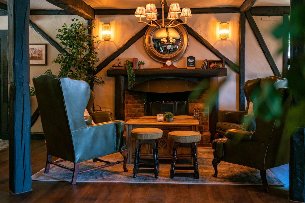 High Corner Inn Godshill  Екстер'єр фото
