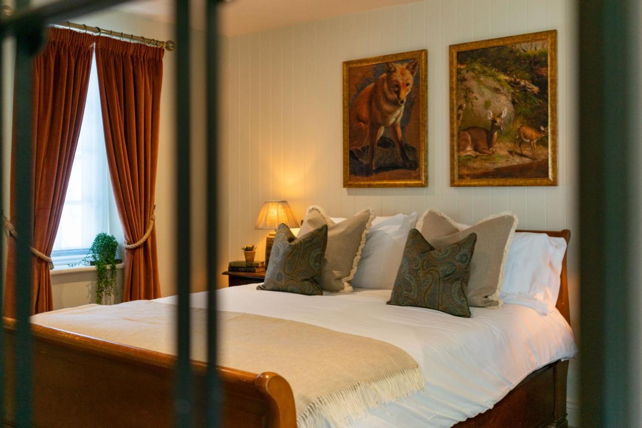 High Corner Inn Godshill  Екстер'єр фото